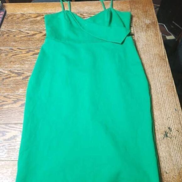 Lavish Alice Plus Fold Detail Cami Strap Pencil Dress In Green sz 16 - Picture 2 of 5